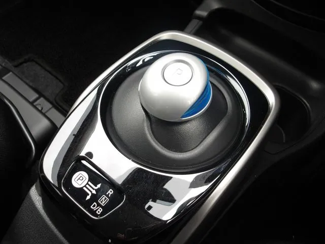 ノート（ニッサン）の車両写真