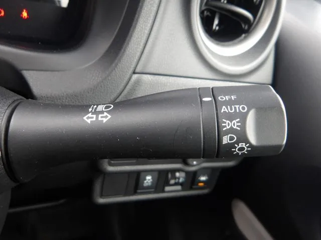 ノート（ニッサン）の車両写真