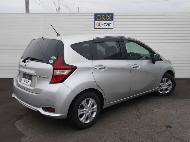 ノート（ニッサン）の車両写真