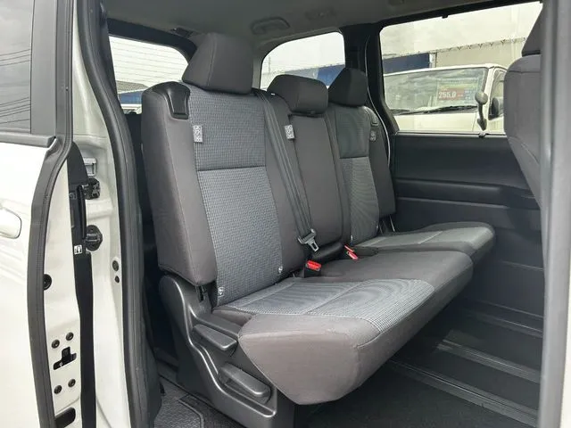 ノア（トヨタ）の車両写真