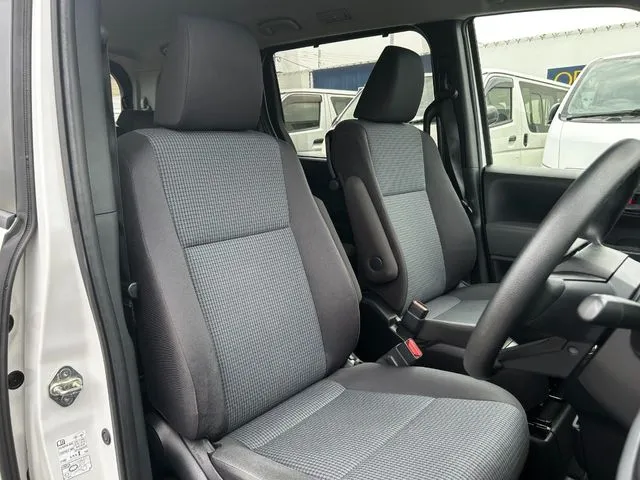 ノア（トヨタ）の車両写真