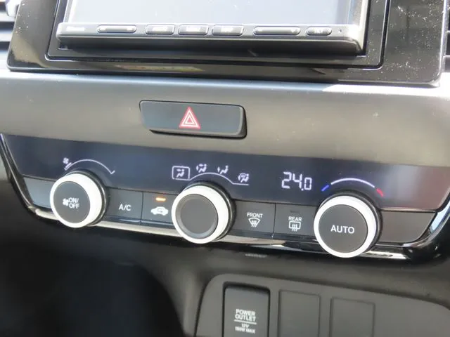 ホンダ フィット e:HEV