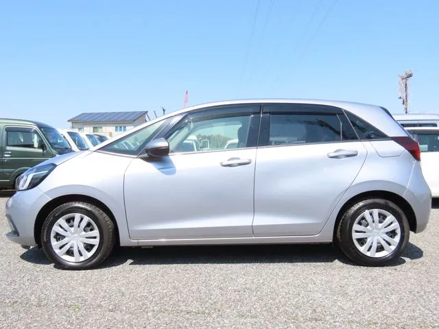 ホンダ フィット e:HEV