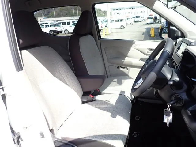 デイズ（ニッサン）の車両写真