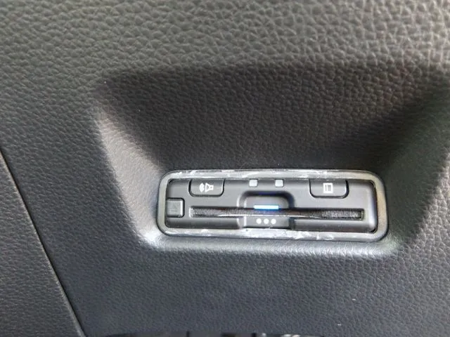 ホンダ フィット e:HEV