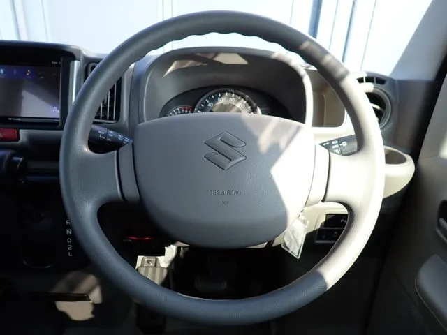 エブリイバン（スズキ）の車両写真