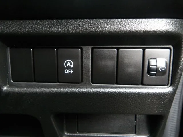 スペーシア(スズキ)の車両写真