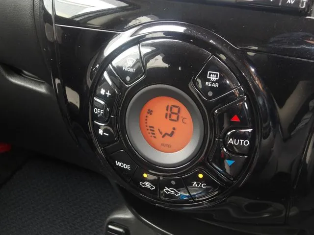 ノート（ニッサン）の車両写真