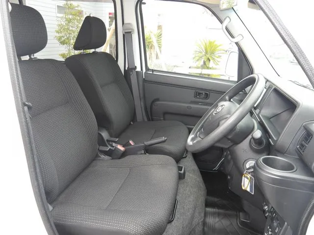 ダイハツ ハイゼットカーゴ