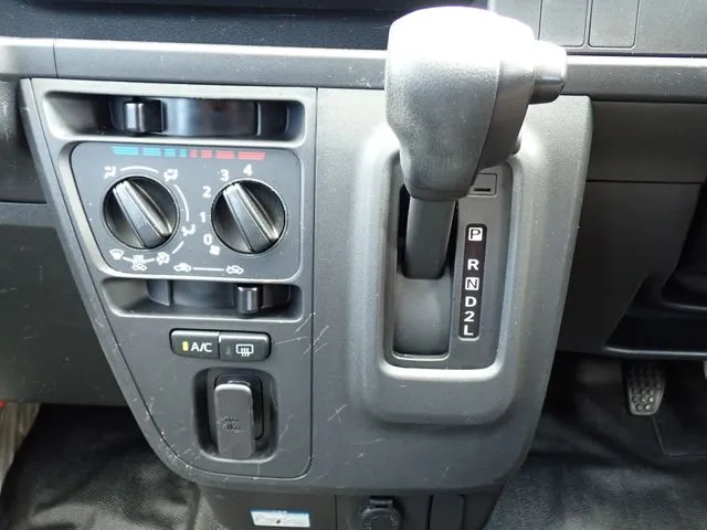 ダイハツ ハイゼットカーゴ