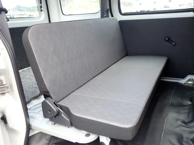 ダイハツ ハイゼットカーゴ