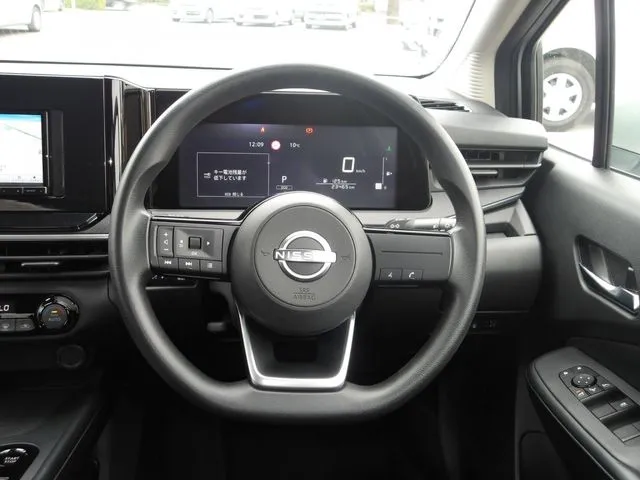 ニッサン　ノート