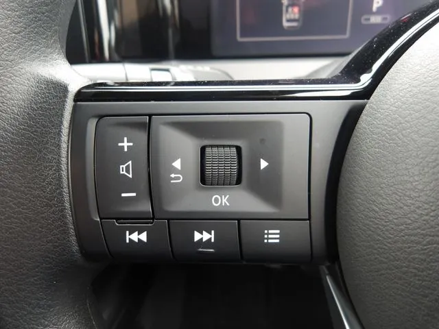 ニッサン　ノート