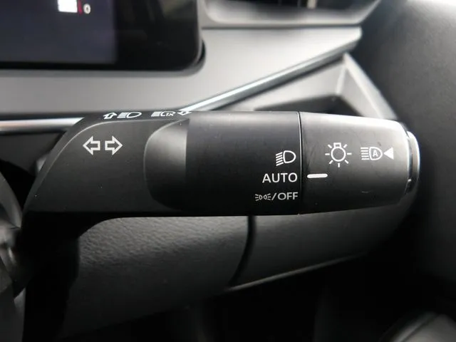 ニッサン　ノート