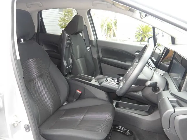 ニッサン　ノート