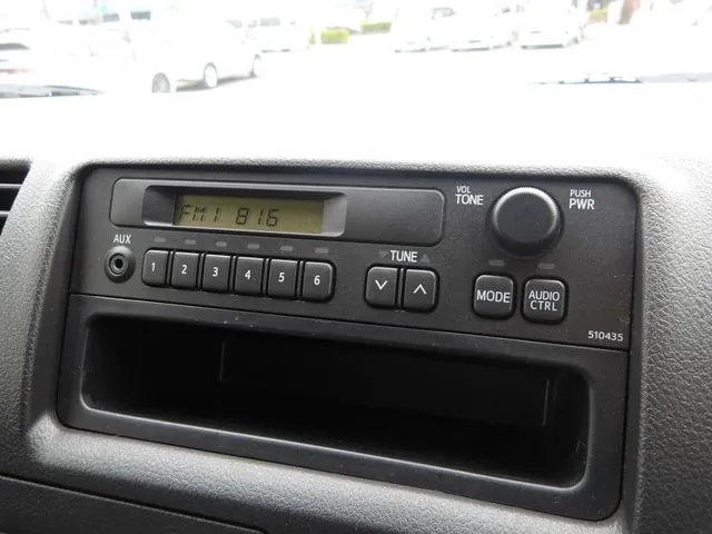 トヨタ ハイエースバン 1.25t 2WD