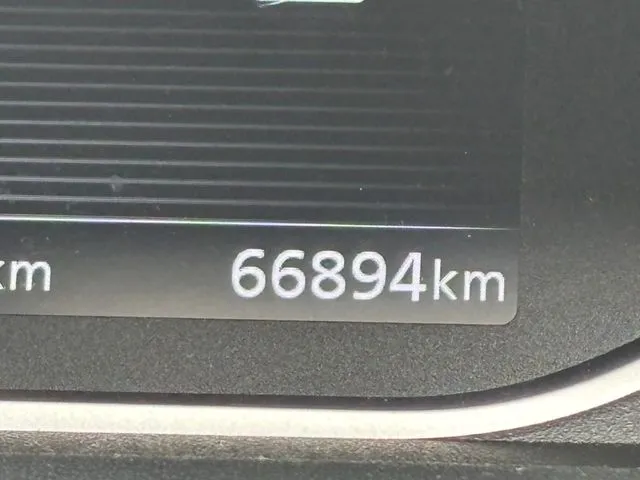 セレナ　Ｓハイブリッド（ニッサン）の車両写真