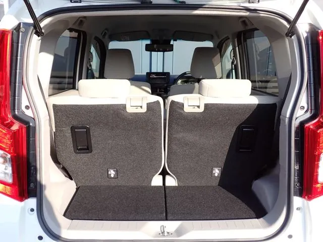 ムーヴ(ダイハツ)の車両写真