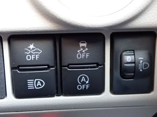 ムーヴ(ダイハツ)の車両写真