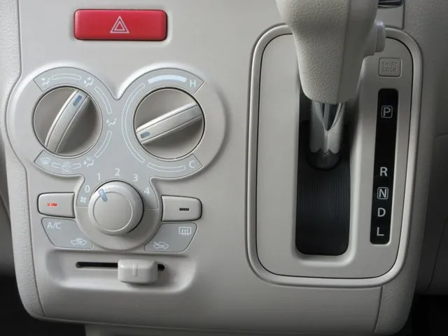 スズキ アルト ラパン