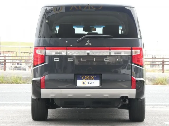 デリカ　Ｄ：５　４ＷＤ（ミツビシ）の車両写真
