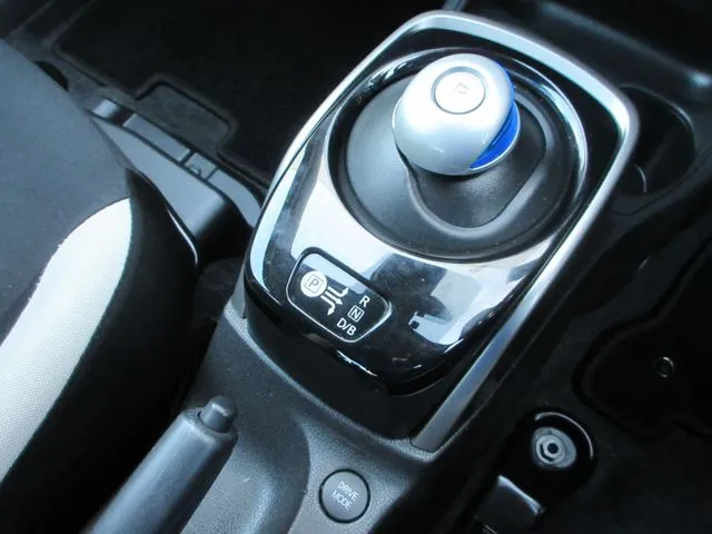 ニッサン ノート