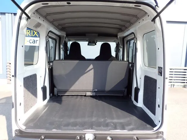 ハイゼットカーゴ(ダイハツ)の車両写真