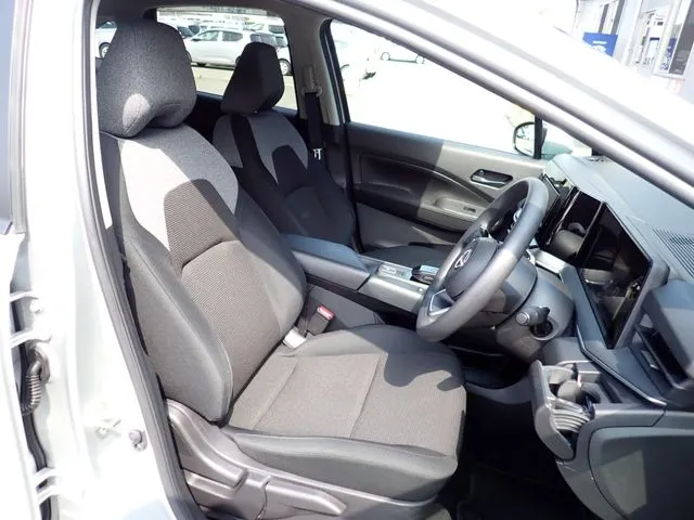 ノート（ニッサン）の車両写真