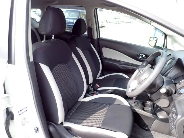 ニッサン ノート