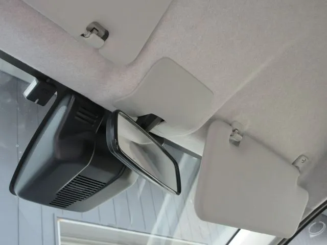 ダイハツ　ミラ　イース