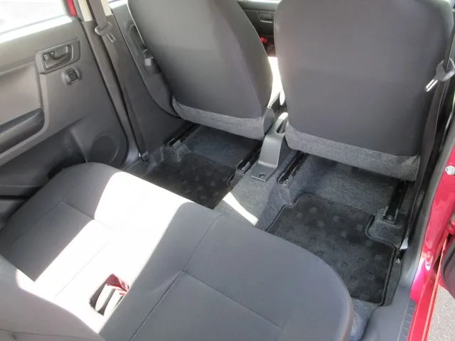 ダイハツ　ミラ　イース