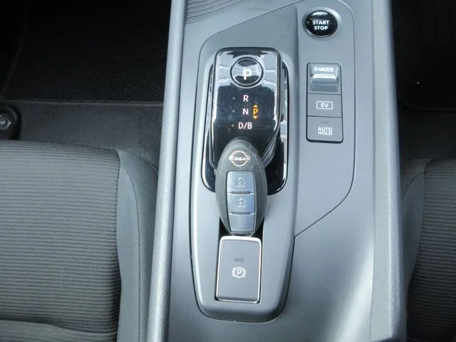 ノート(ニッサン)の車両写真