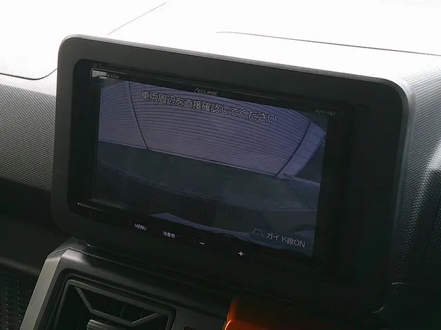 ダイハツ　タフト