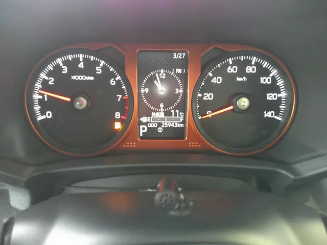 ダイハツ　タフト