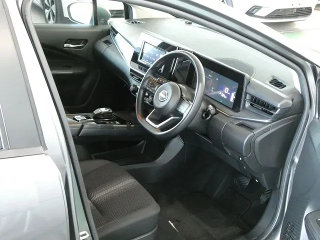 ノート（ニッサン）の車両写真