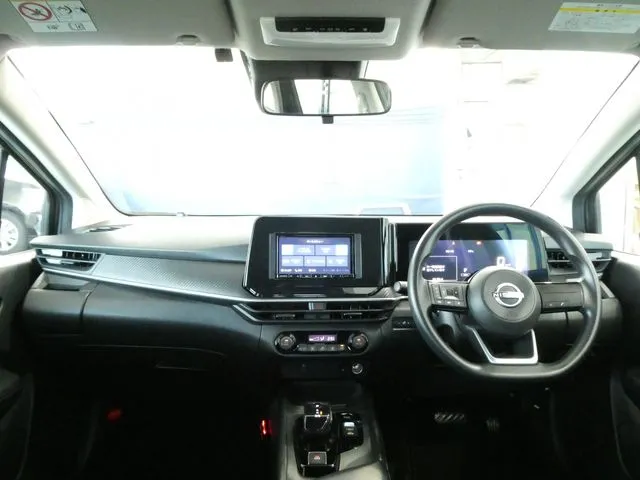 ノート（ニッサン）の車両写真