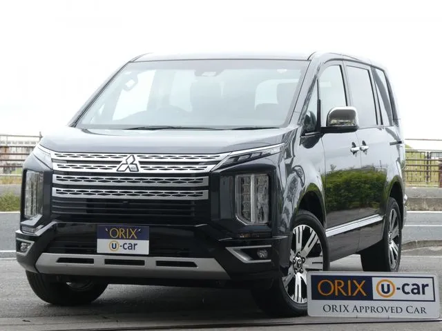 ミツビシ　デリカ　Ｄ：５　４ＷＤ
