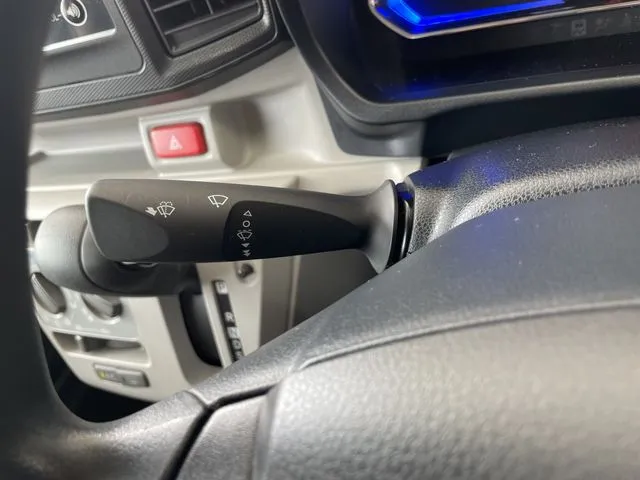 ダイハツ　ミラ　イース