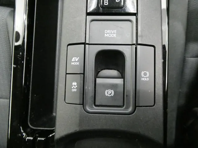 プリウス（トヨタ）の車両写真