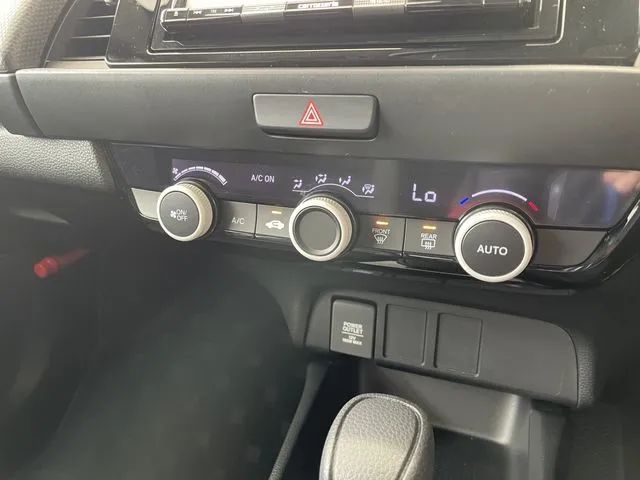 ホンダ　フィット　ｅ：ＨＥＶ