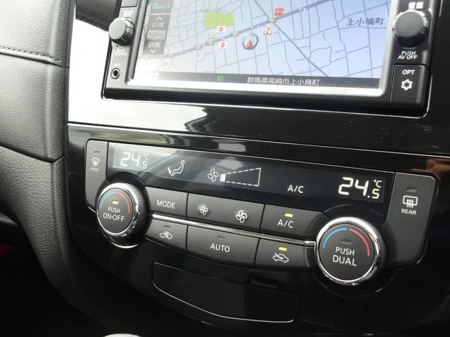 エクストレイル　ハイブリッド　４ＷＤ（ニッサン）の車両写真