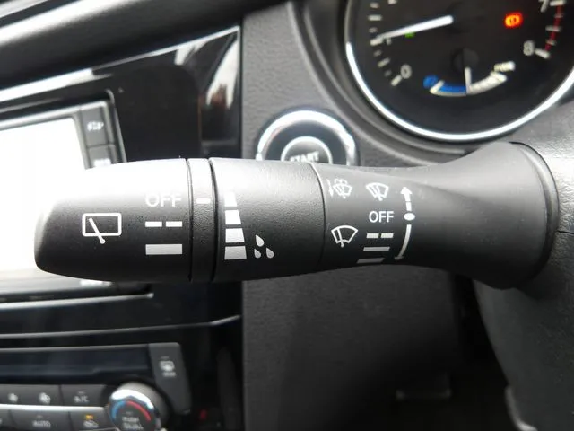 エクストレイル　ハイブリッド　４ＷＤ（ニッサン）の車両写真