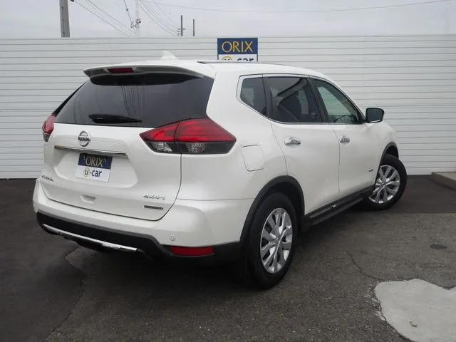 エクストレイル　ハイブリッド　４ＷＤ（ニッサン）の車両写真