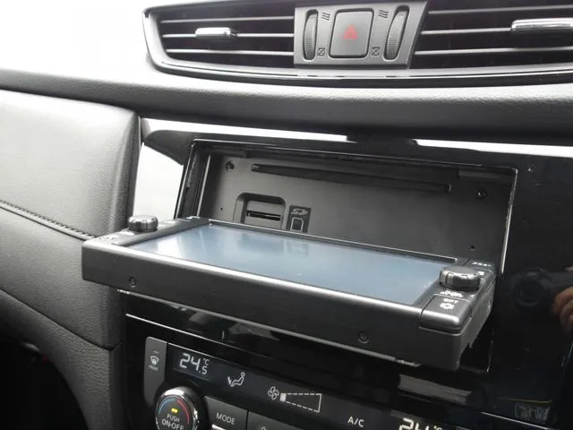 エクストレイル　ハイブリッド　４ＷＤ（ニッサン）の車両写真