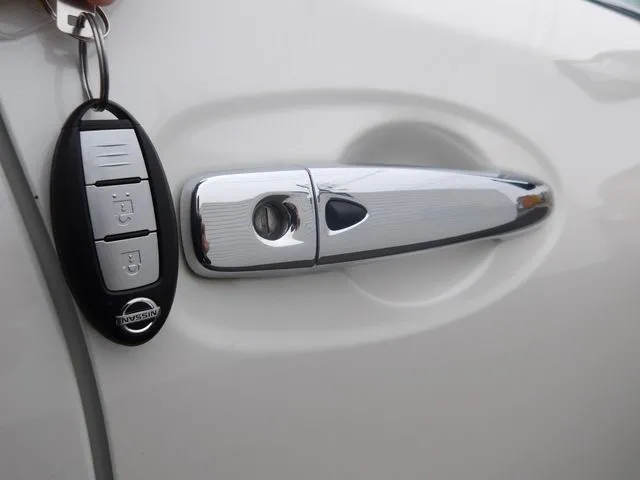 エクストレイル　ハイブリッド　４ＷＤ（ニッサン）の車両写真