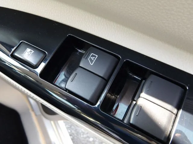 デイズ　ルークス（ニッサン）の車両写真