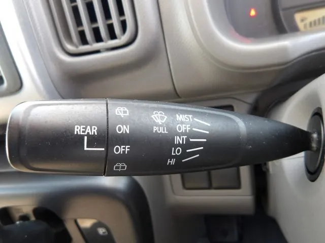 ＮＶ１００クリッパー（ニッサン）の車両写真