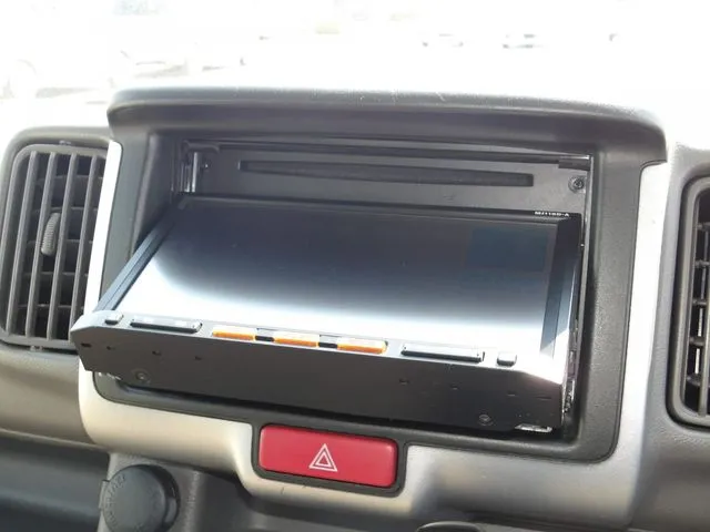 ＮＶ１００クリッパー（ニッサン）の車両写真