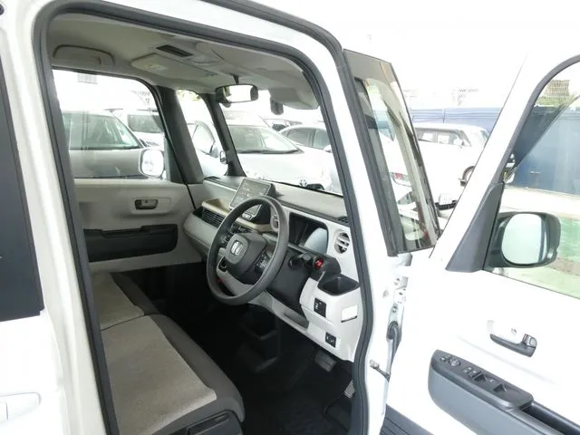 Ｎ　ＢＯＸ（ホンダ）の車両写真