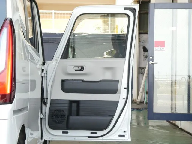 Ｎ　ＢＯＸ（ホンダ）の車両写真